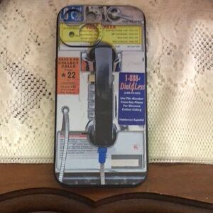 iPhone, 15 case old-school payphone